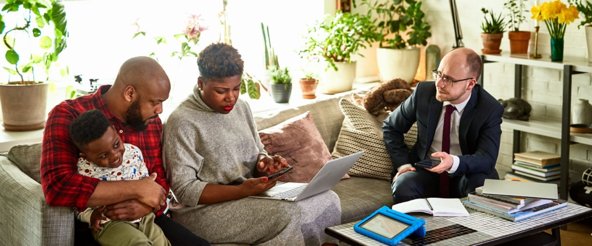 How life insurance agents make money?